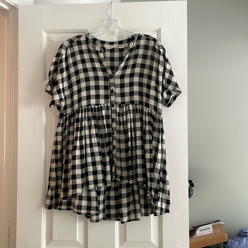 Anthropologie.  High low shirt.  Size small
